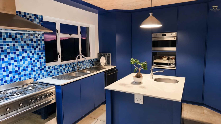 4 Bedroom Property for Sale in Bettys Bay Western Cape